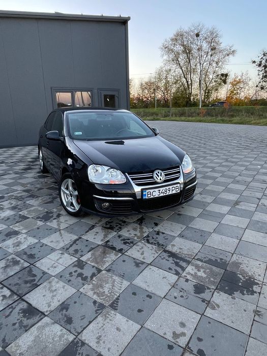 Volkswagen Jetta 1.6 mpi газ-бензин