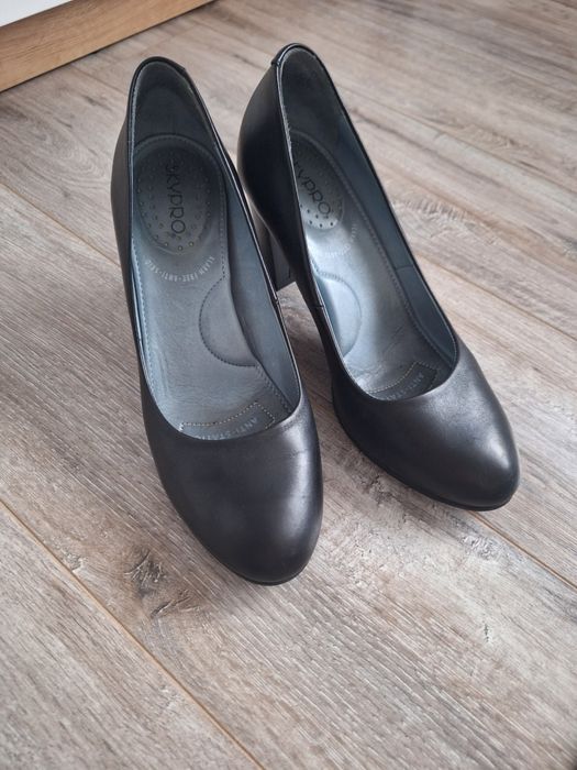 Czółenka/Buty na obcasie