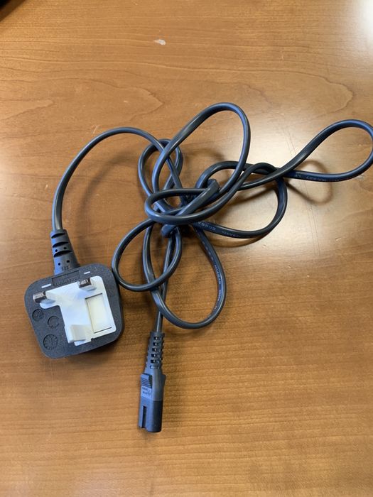 Electric Cable with Foreign Socket Adapter443349288145408000