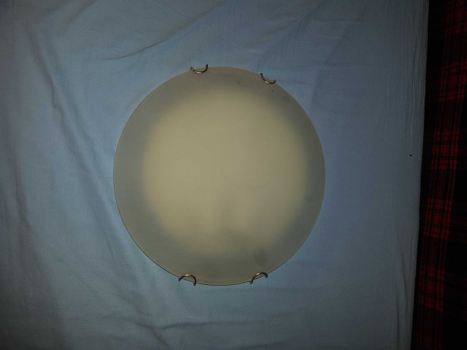 Lampa typu plafon