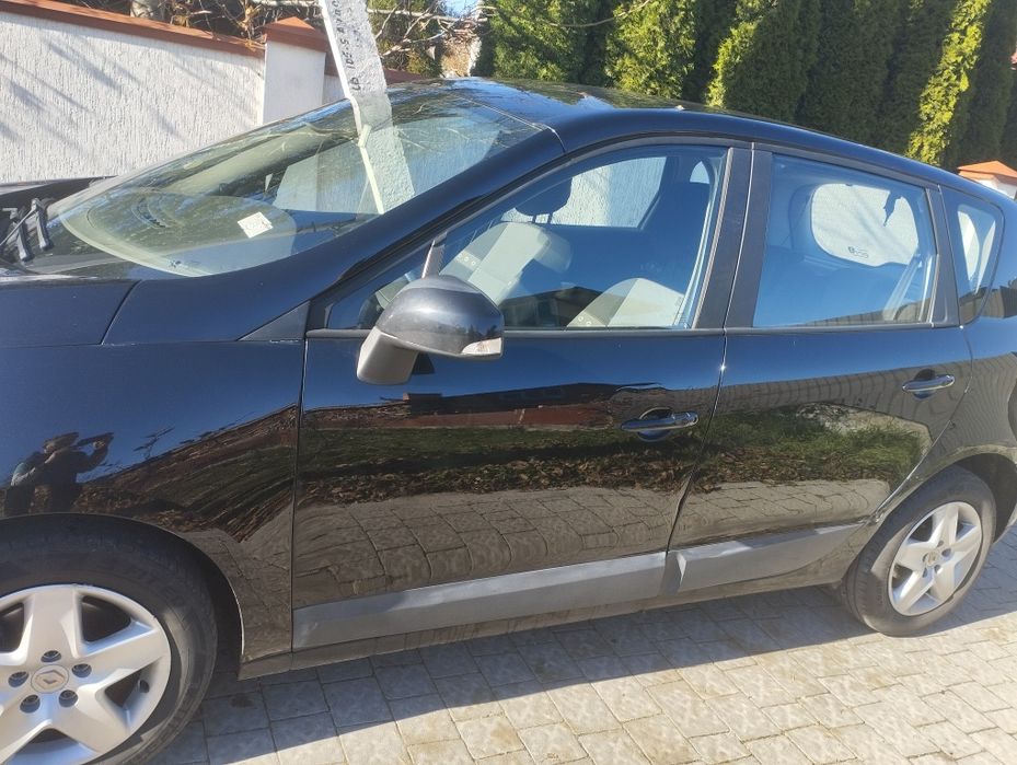 Рено Сценік 3 на запчастини