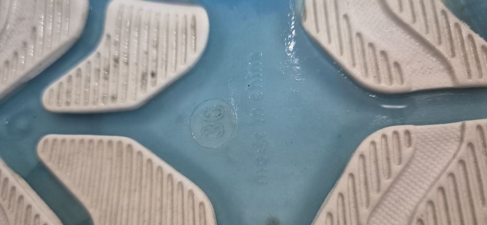 Buty na wode damskie