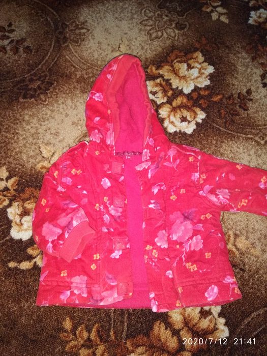 Курточка на 6 місяців