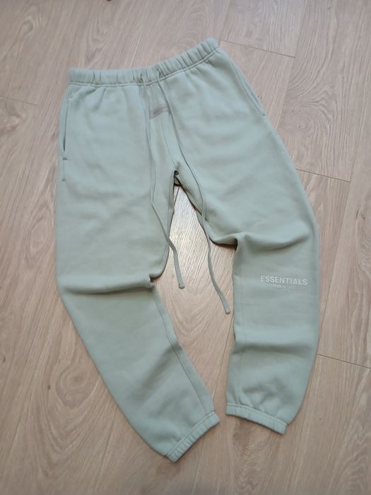 Штани essentials fear of god бежеві S оргінал
