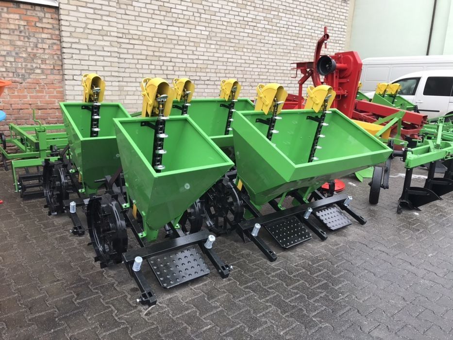 Картоплесажалка,Саджалка.