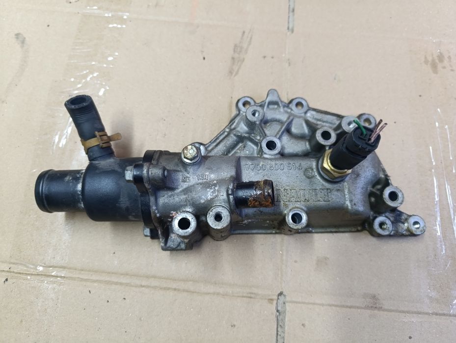 Корпус термостат 1.4 1.6 1.8 2.0 Renault Scenic Megane Kangoo Daster