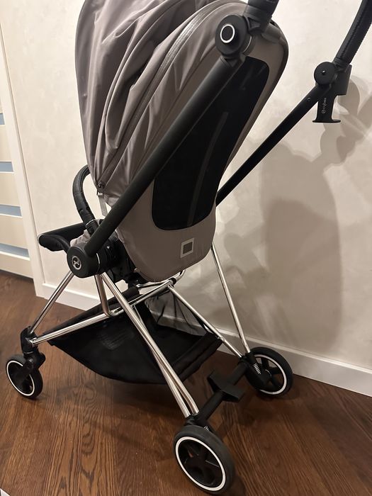 Cybex Mios 4.0 Mirage Grey / Chrome Black