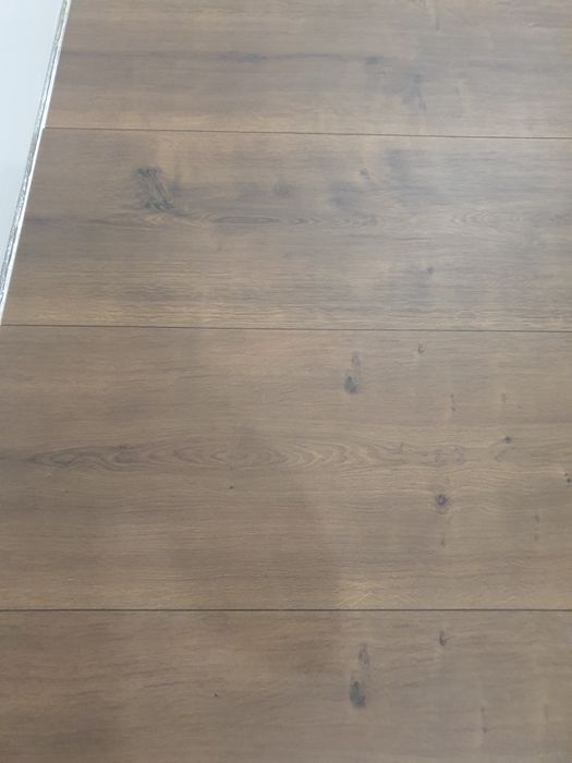 Panele podłogowe EGGER 8/32 DĄB HAMILTON