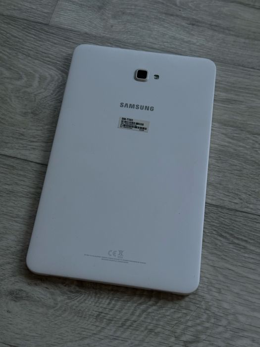 Планшет Samsung Galaxy Tab A (2016)