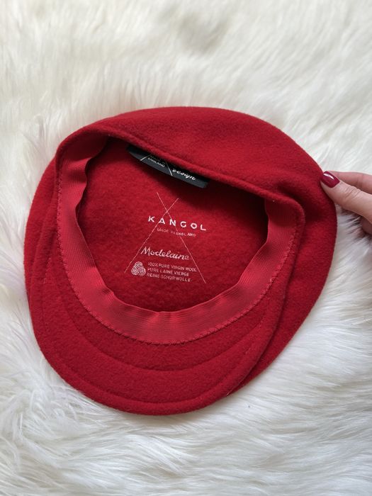 Жіночий вовняний берет червоного кольору від kangol 100% вовна