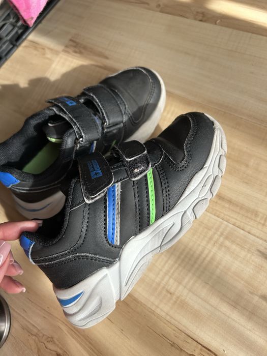 Buty chlopiece tozm.27 Badoxx