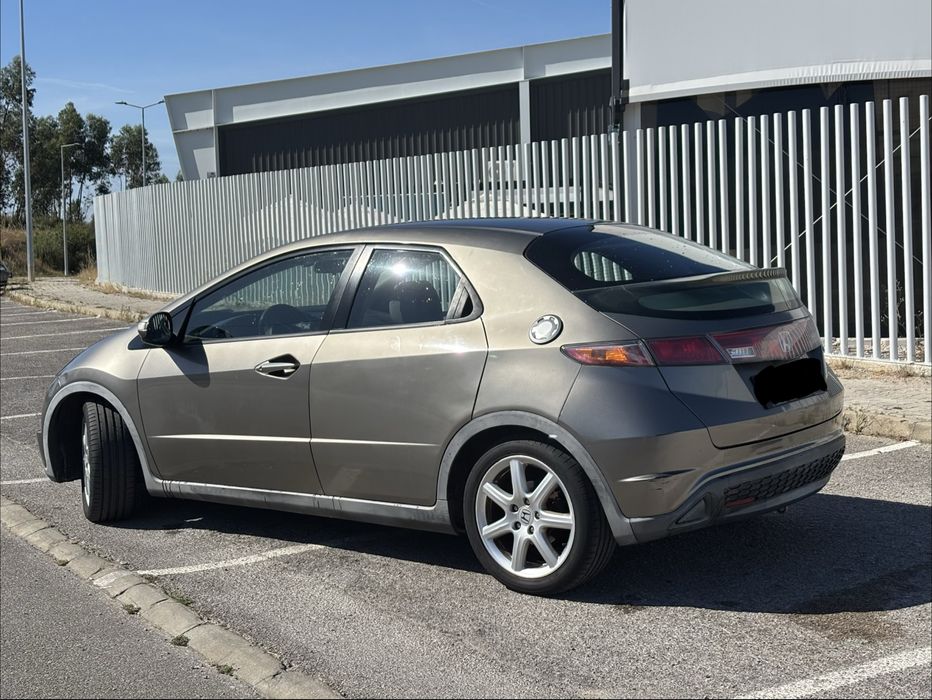 Honda civic 5DR modelo FK1