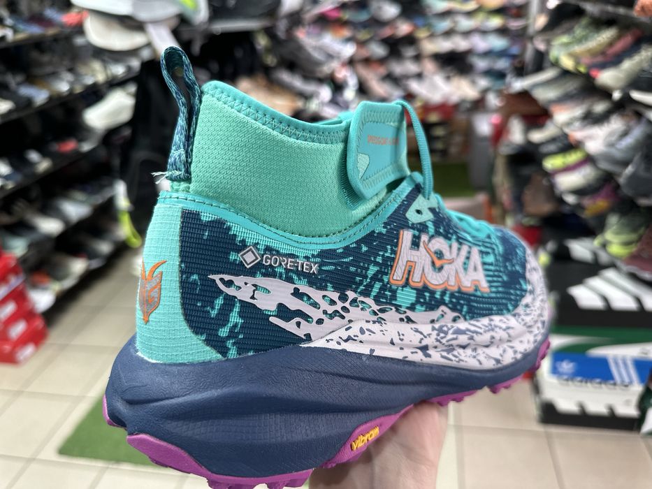 Кросівки Hoka Speedgoat 6 Gore - Tex ( РОЗМІР 40 2/3, 42 2/3, 43 1/3, 44 2/3, 45 1/3 )