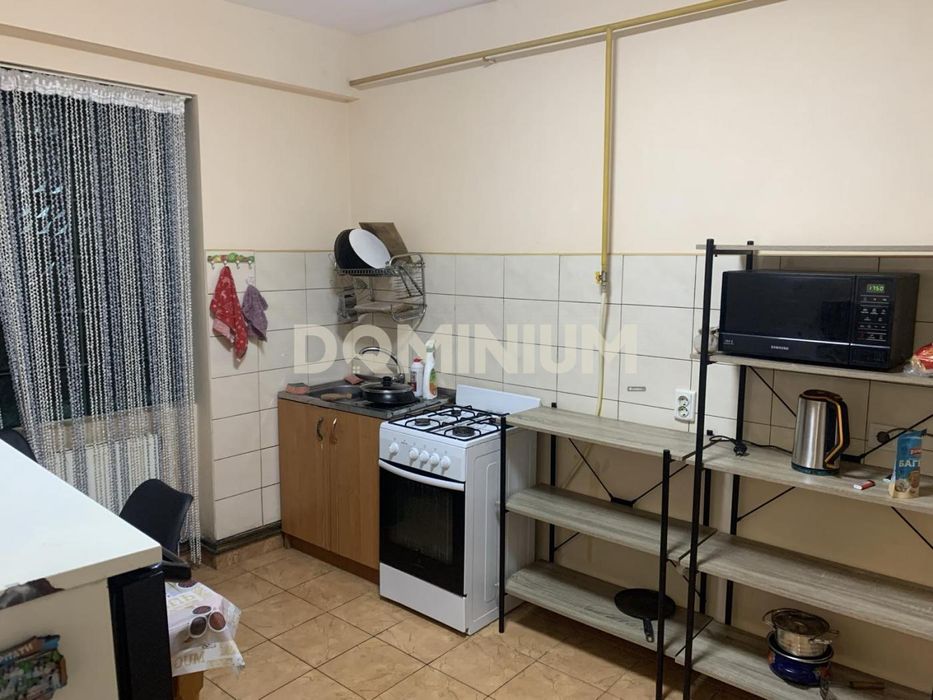 Комфортний будинок для життя і бізнесу у Виноградові