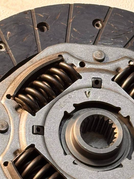 Зчеплення в зборі ніва Шевроле