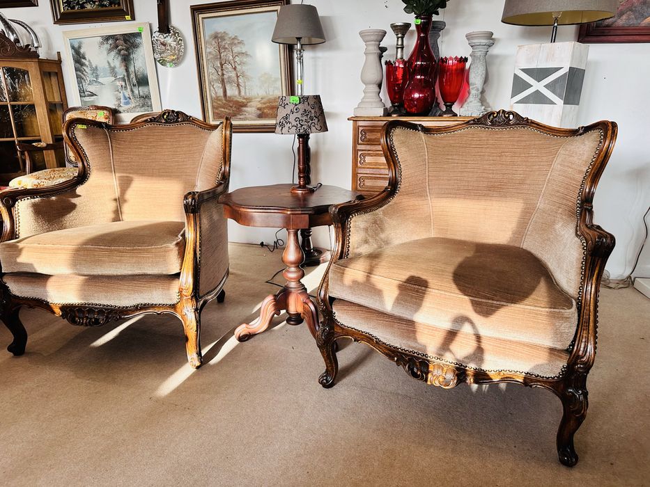 Komplet dwóch foteli w stylu ludwikowskim :)