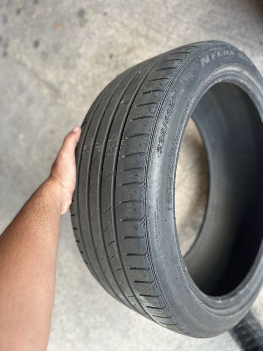2 Pneus 225/40/r18