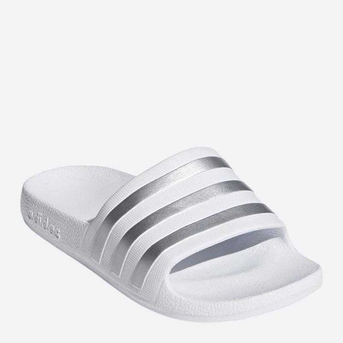 Шлепки    adidas