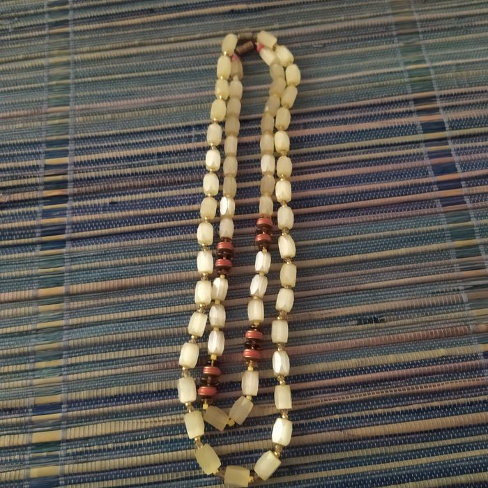 Винтажные сатиновые бусы