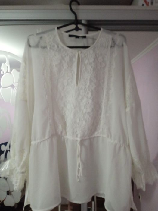 Блуза з мережива великого розміру.