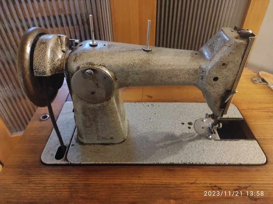 Maszyna do szycia Łucznik