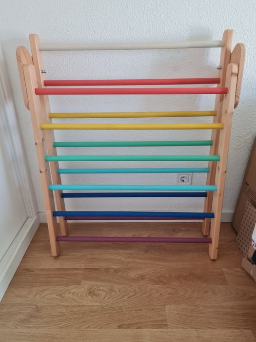 Triângulo de pikler Montessori