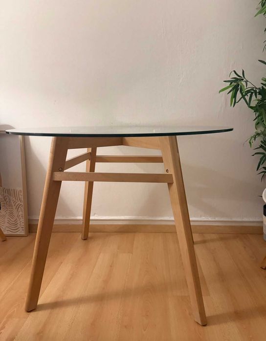 Mesa de Jantar Redonda -Tampo de Vidro 100 cm (Como Nova)