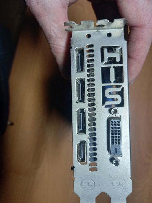 Продам Відеокарту XFXRX560 4gb ddf5