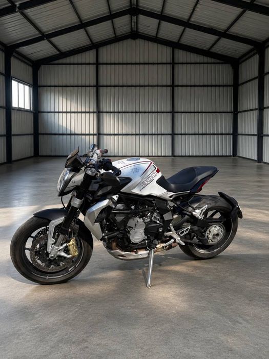 MV Agusta Dragster 800