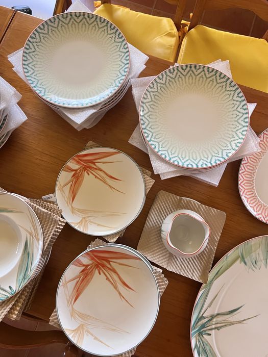 Serviço de mesa porcelana 65 peças Vista Alegre