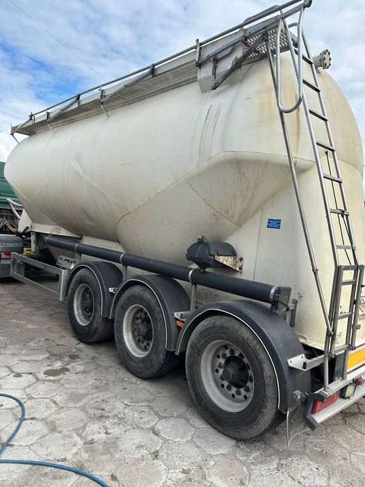 Cementonaczepa Feldbinder 2004rok