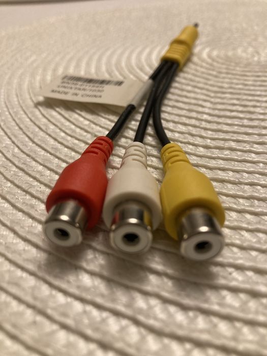 Kabel mini jack 3,5mm (4 PIN) do 3 x RCA cinch