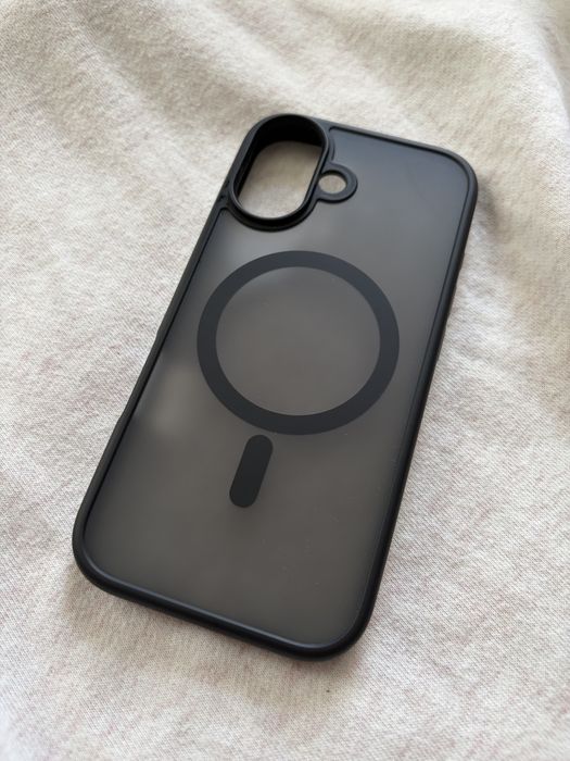 Чохол  на IPhone 17