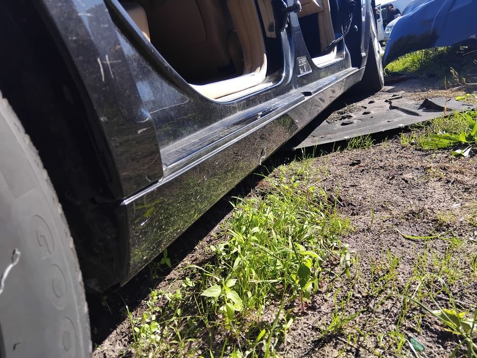 Mercedes w221 listwa progowa lewa prawa
