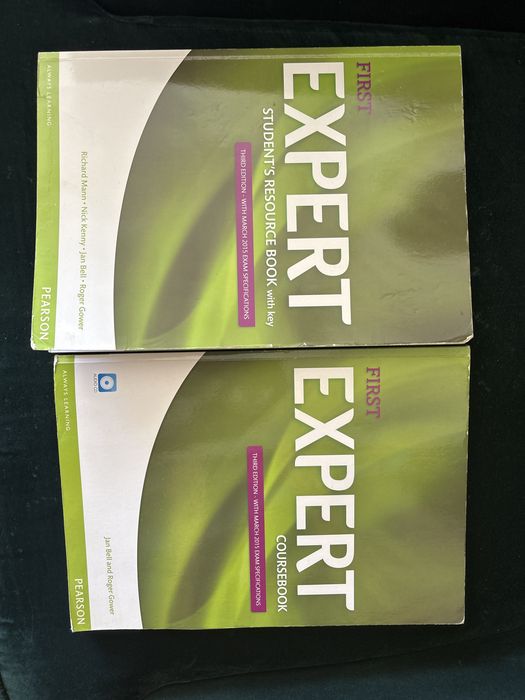 FIRST EXPERT zestaw podrecznik i ćwiczenia