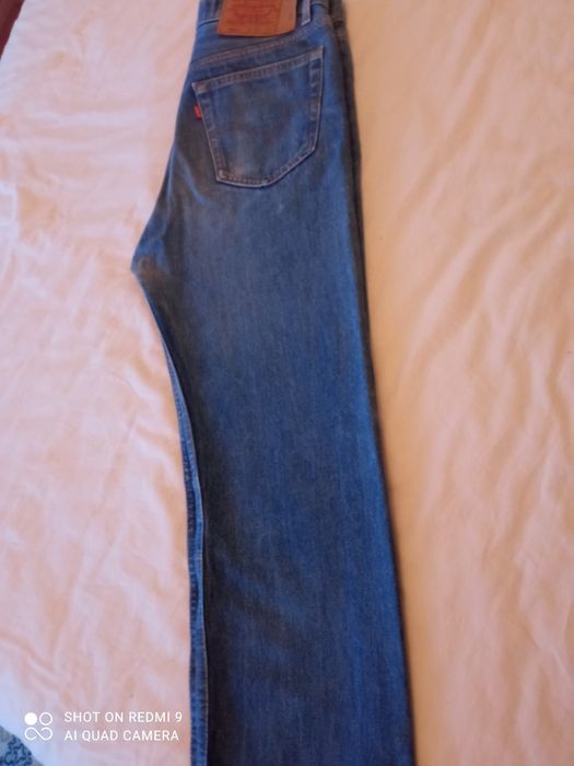 Calças Levi's como novas