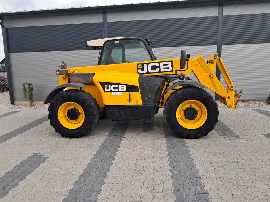 ładowarka teleskopowa jcb 536/60   AGRI SUPER rok 2012  lub 531 /70  manitou 735 merllo