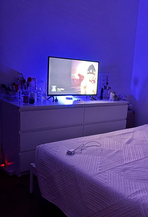 Cómoda de 6 gavetas como nova