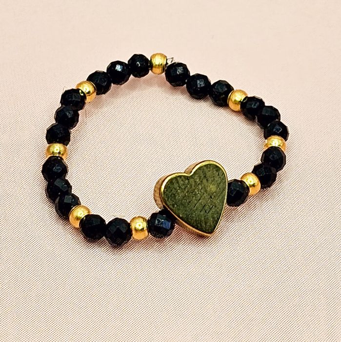 Pierścionek z turmalinu