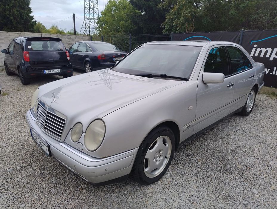 Mercedes-Benz Klasa E