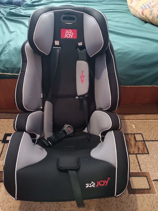 Срочно продам автокресло