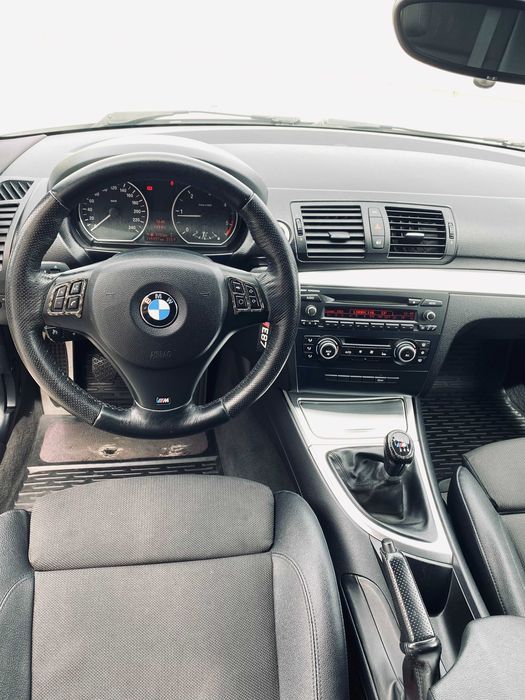 BMW 116d Pack M E81