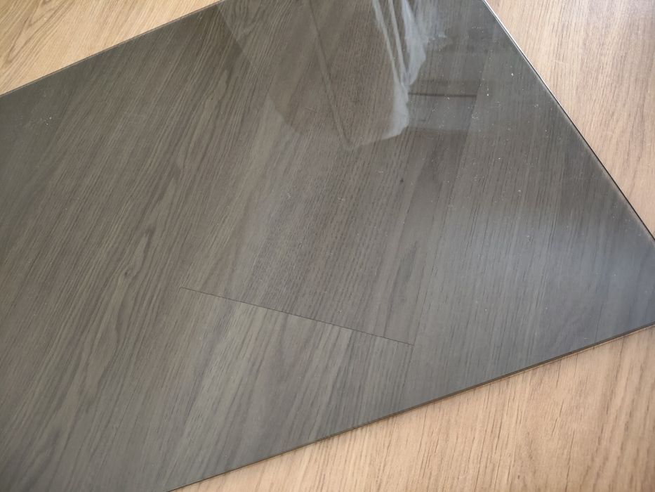 Malm Ikea vidro para cómoda cinza fumado impecável