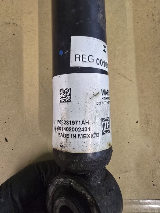 Amortyzatory Tylne - Chrysler Pacifica od 2017r