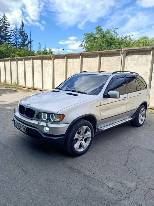 Продам BMW X5 E53