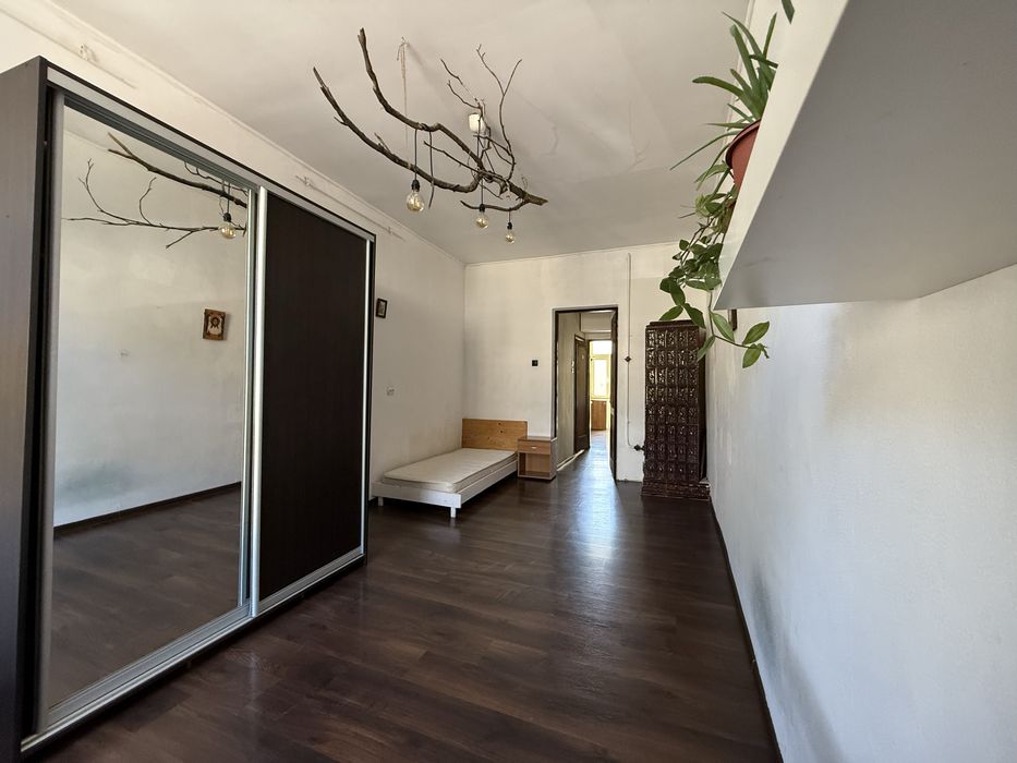 1кімнатна квартира на довготривалий термін біля МедІнституту (власник)