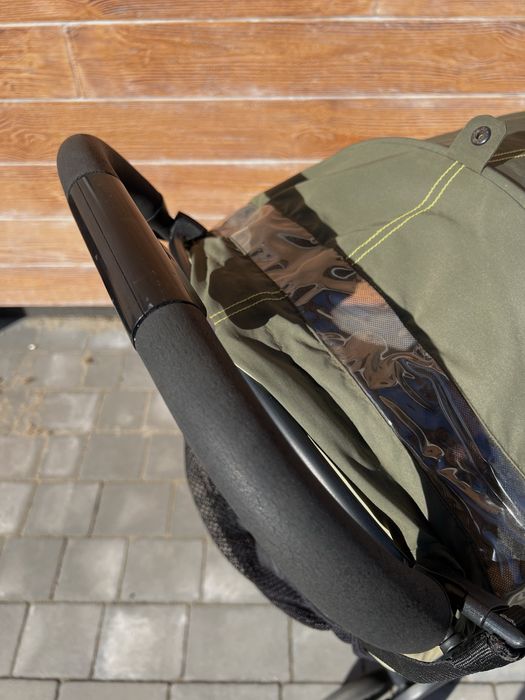 Wózek spacerowy QBit Plus Oliwkowy