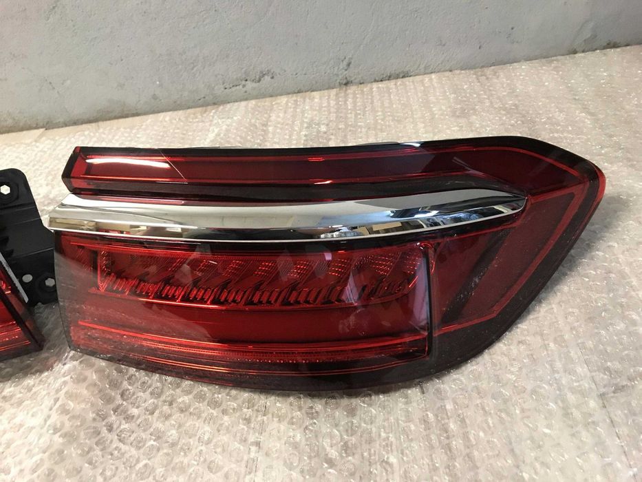 Audi A8 D5 4N Ліхтарі задні