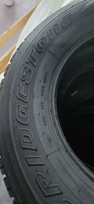 4 Pneus Bridgestone para pick up Novos