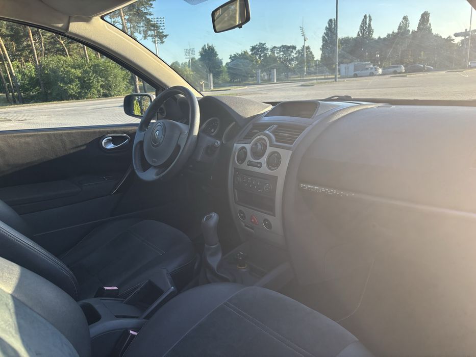 Renault Megane II 1.6 Benzyna